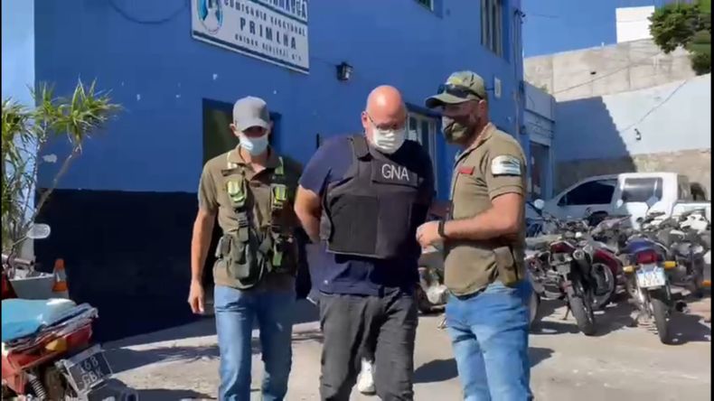 allanaron-y-detuvieron-a-integrantes-de-la-financiera-rt-inversiones