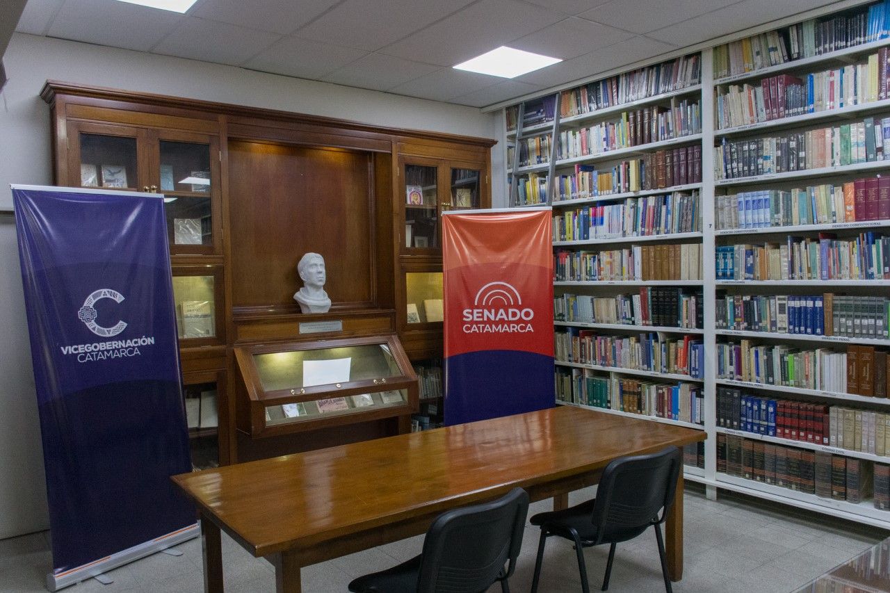 aniversario-de-la-biblioteca-del-senado