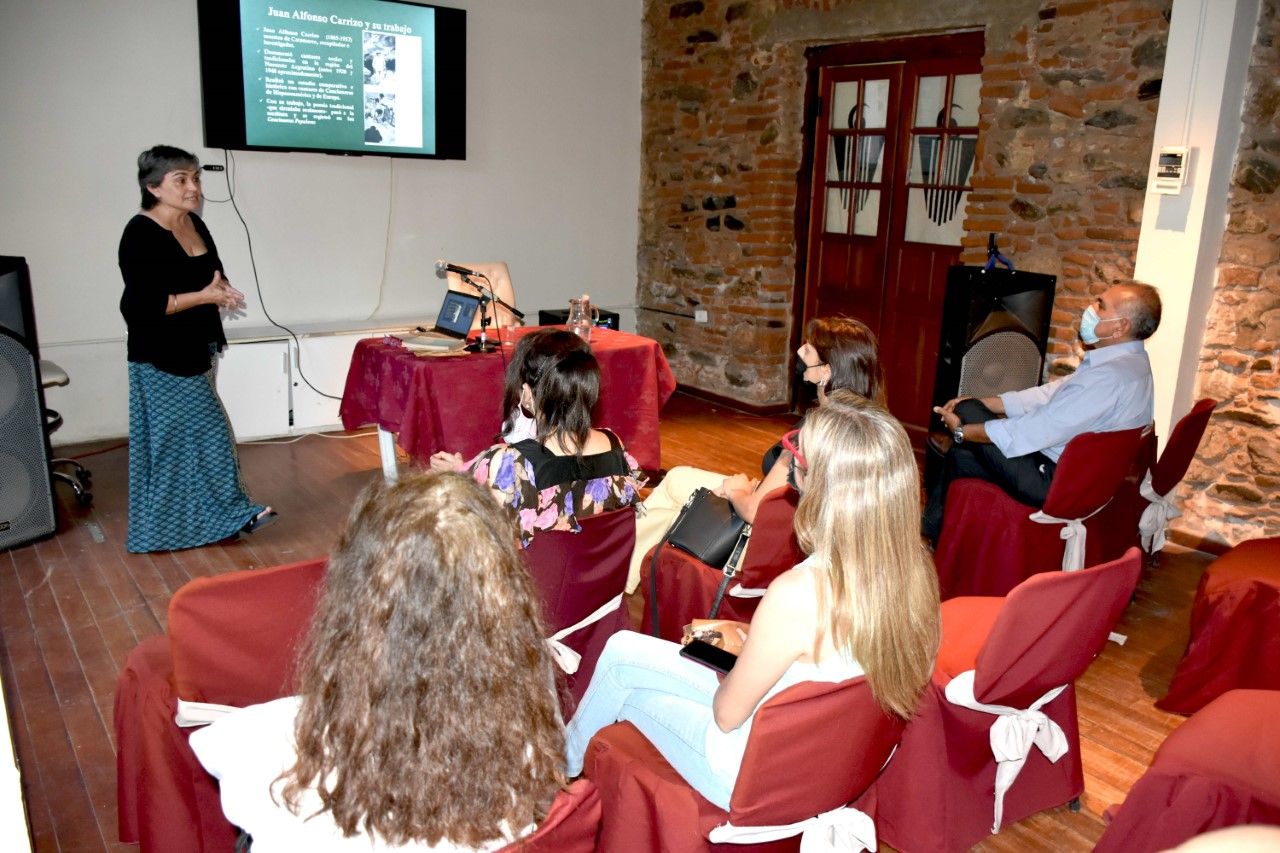 destacan-las-distintas-voces-que-se-integran-en-los-cancioneros-de-carrizo