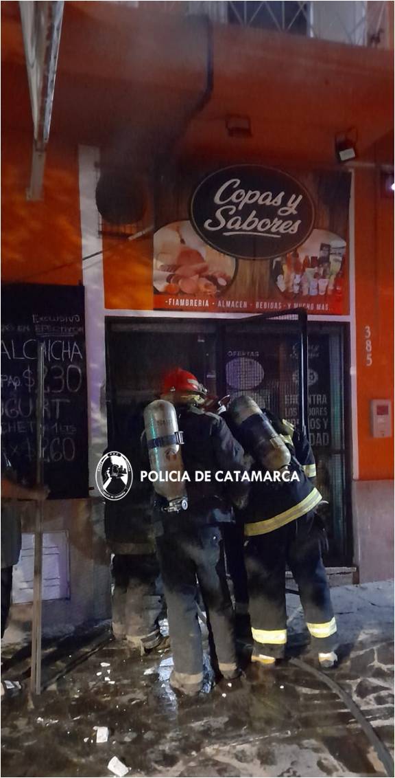 sofocaron-un-incendio-en-un-local-comercial