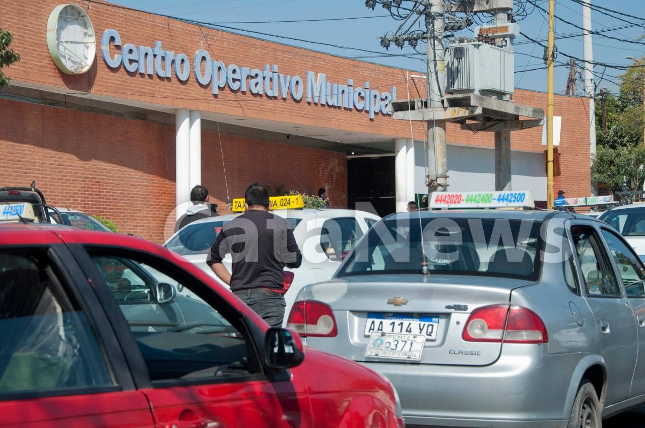 taxistas-y-remiseros-exigen-un-aumento-de-la-tarifa