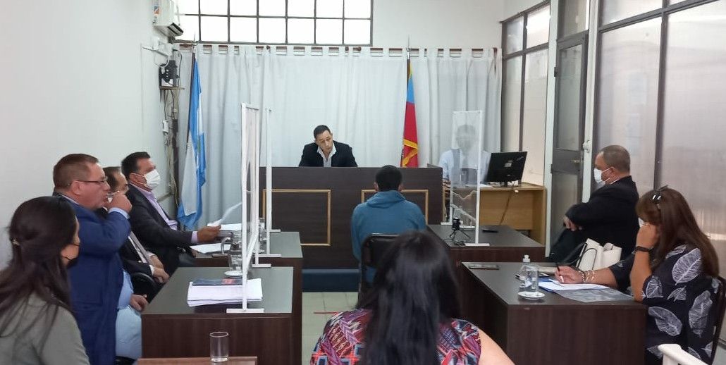 el-adolescente-que-apunalo-a-su-vecina-esperara-el-juicio-en-prision