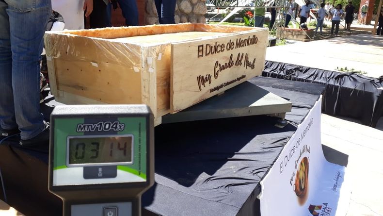 andalgala-ingreso-al-record-guinness-con-un-dulce-de-membrillo-de-314-kilos